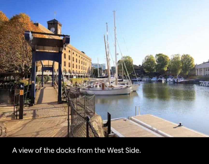 Historic Dutch Barge, Idyllic Location Hotel Londres Exterior foto